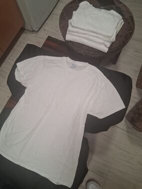 Brand New Gildan White Short Sleeve Crew Neck T-Shirts 6 Pack- Men's Basic Tee